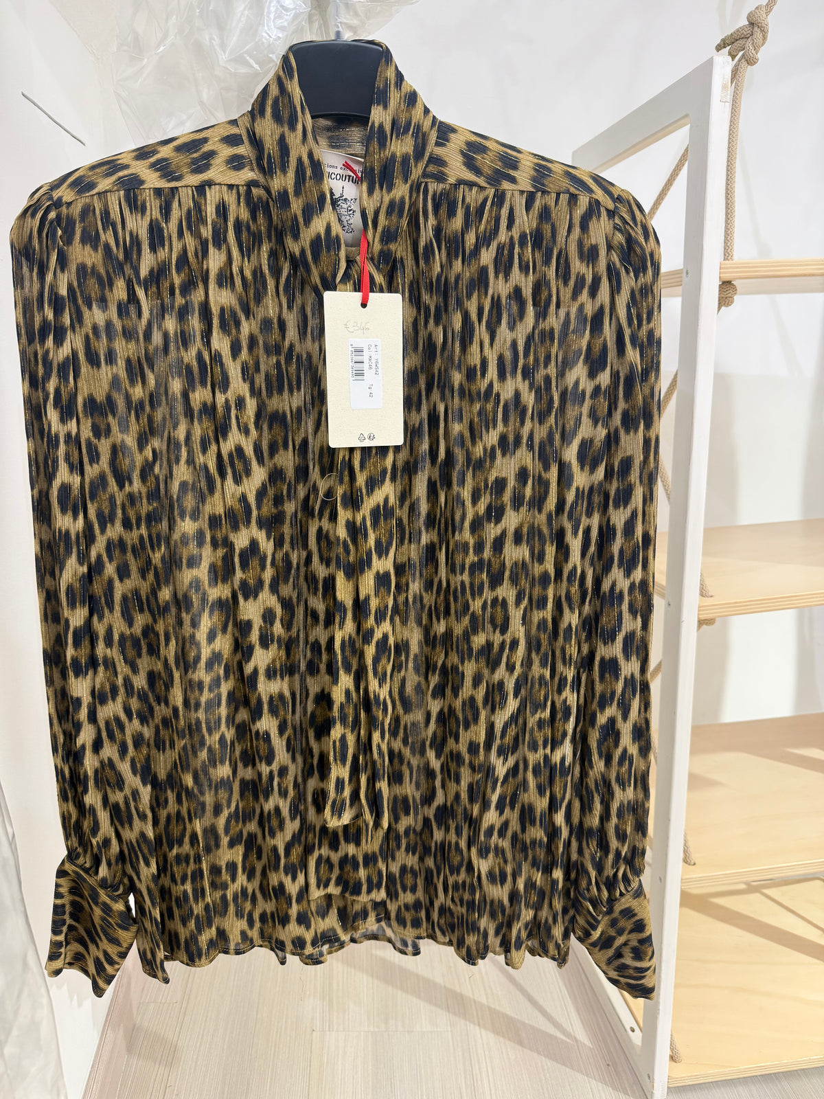 Camicia animalier leopardata in viscosa e seta Made in Italy